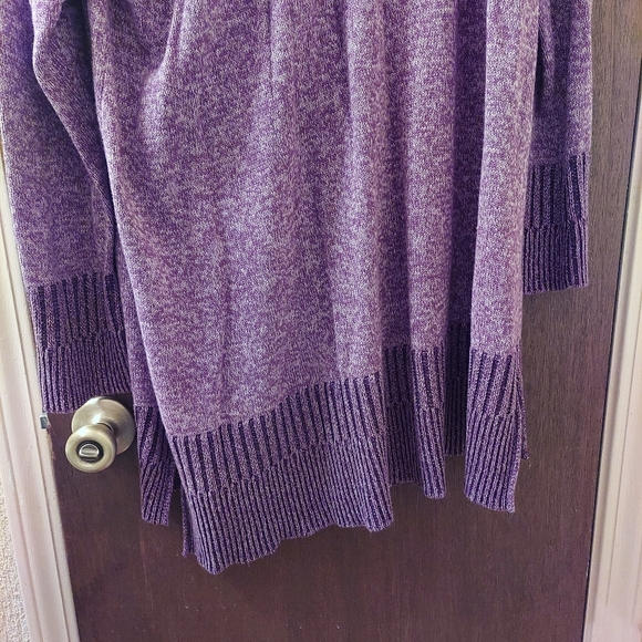 Isaac Mizrahi tunic sweater - Picture 5 of 5